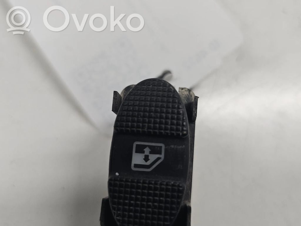 Seat Alhambra (Mk1) Electric window control switch 