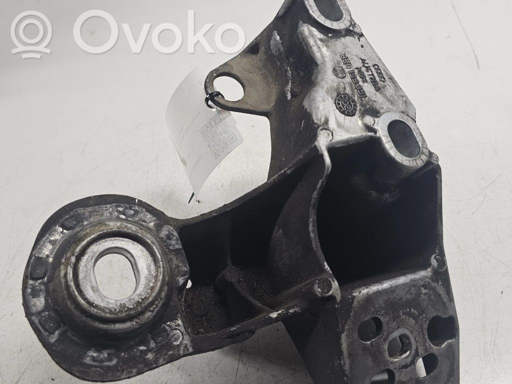 Audi A4 S4 B6 8E 8H Engine mounting bracket 