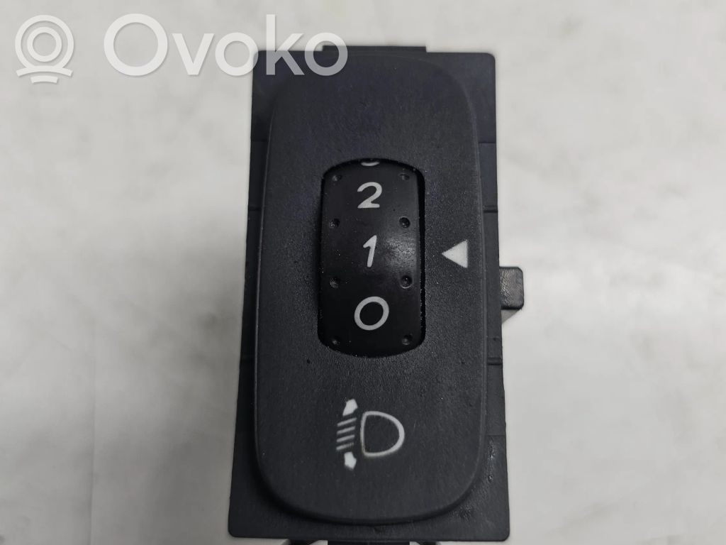 Renault Laguna II Headlight level height control switch 