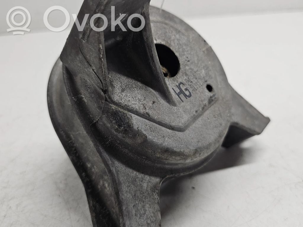 Opel Astra H Engine mount bracket 