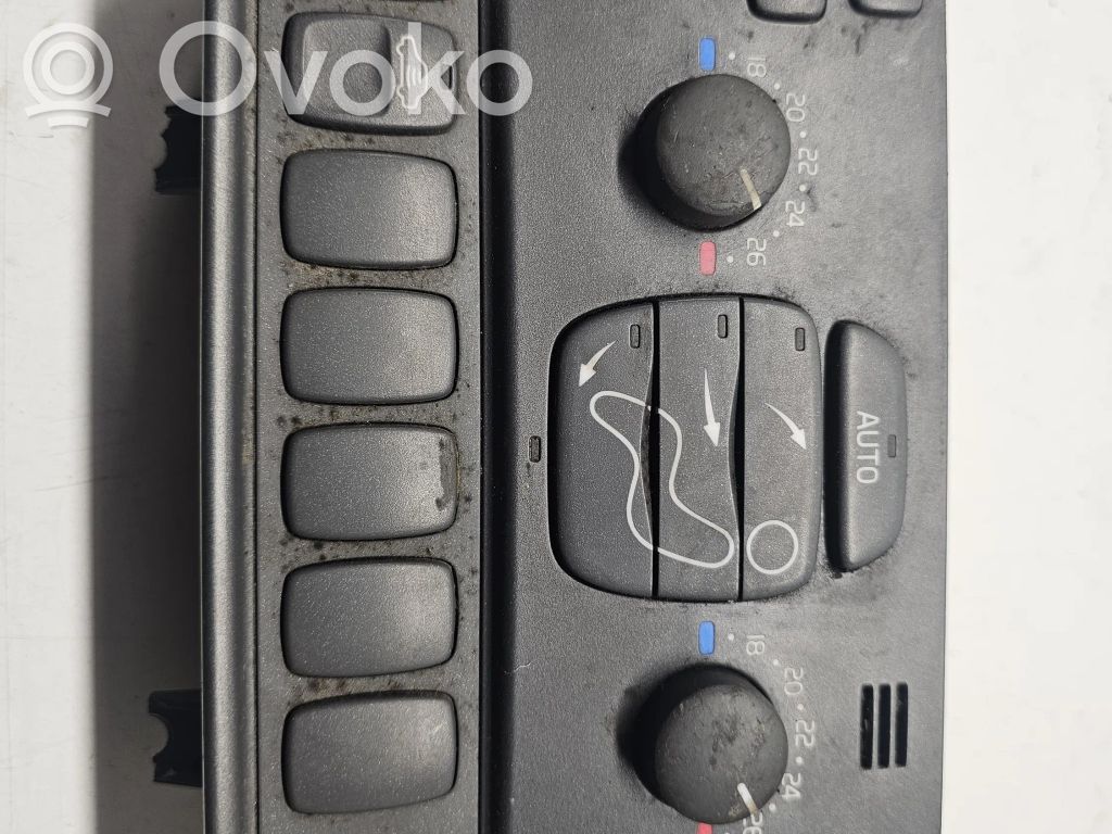 Volvo V70 Climate control unit 