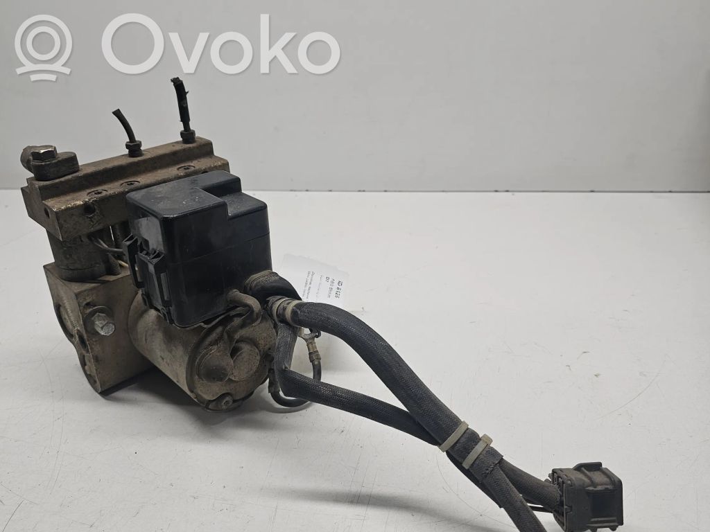 Opel Monterey ABS bloks 
