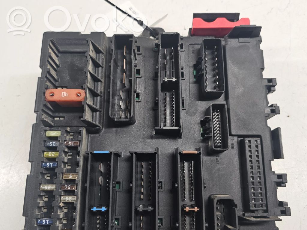 Opel Vectra C Módulo de fusible 