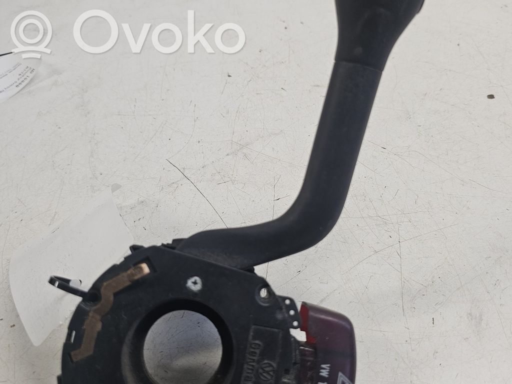Volkswagen Golf III Indicator stalk 