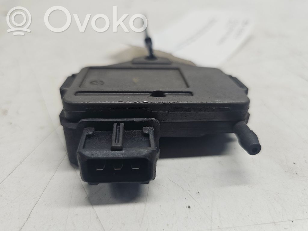 Volkswagen Golf III Air pressure sensor 