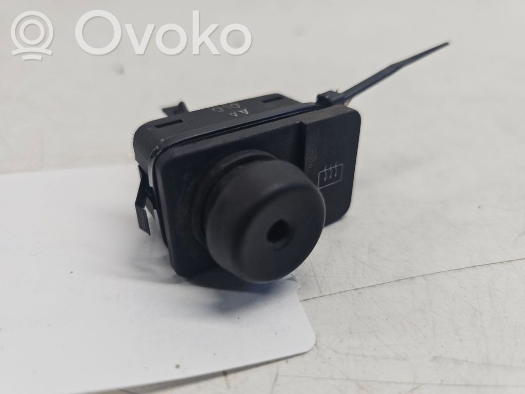 Ford Focus Windscreen/window heater switch 