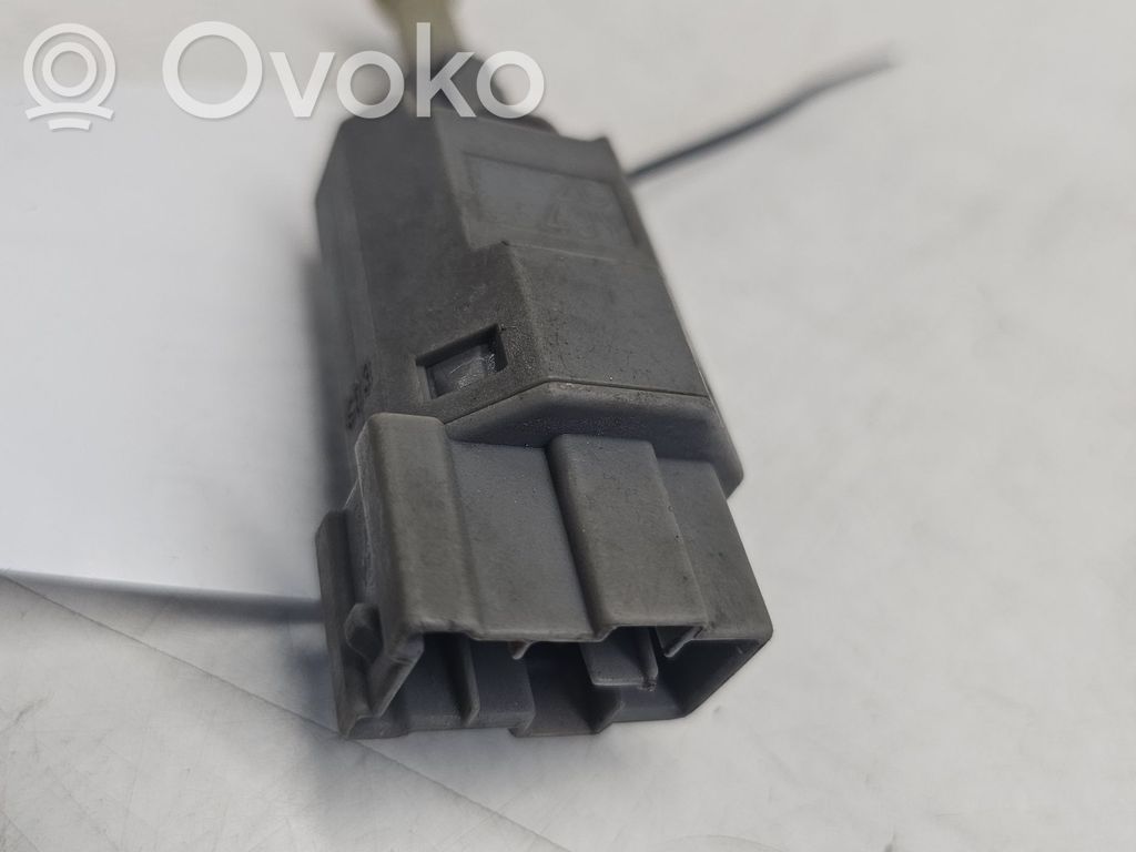 Mazda Premacy Brake pedal sensor switch 