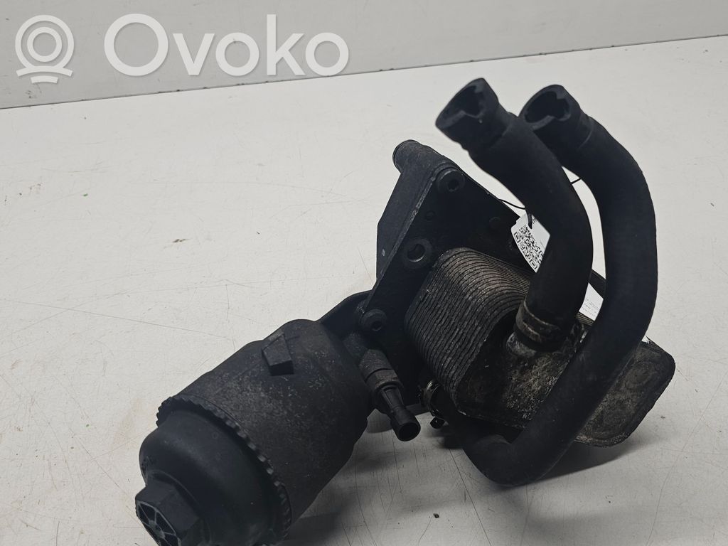 Opel Vectra C Oil filter mounting bracket 