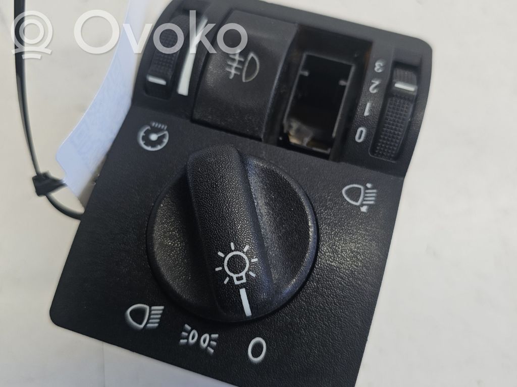 Opel Astra G Light switch 