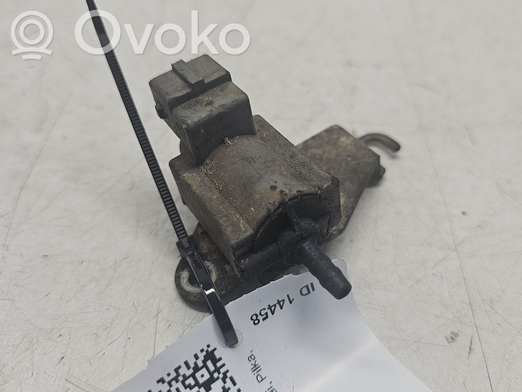 Opel Vectra B Válvula de vacío 