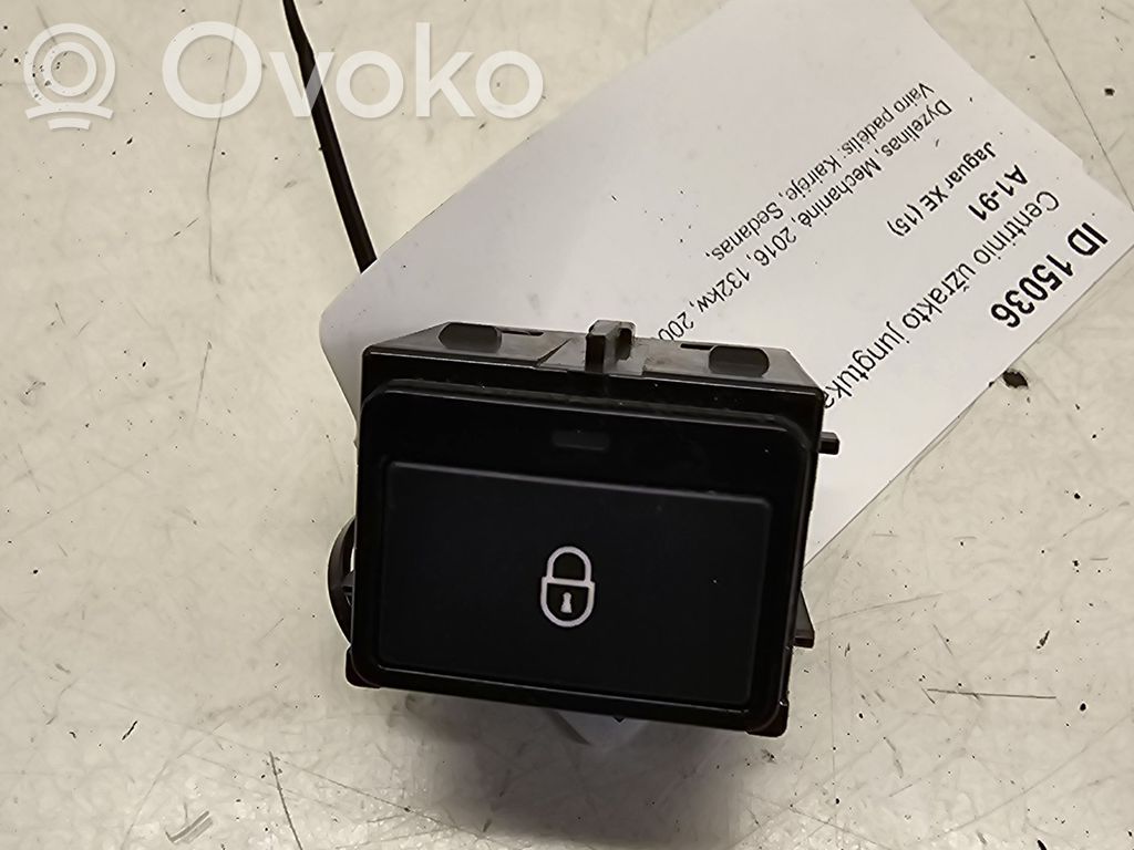 Jaguar XE Central locking switch button 