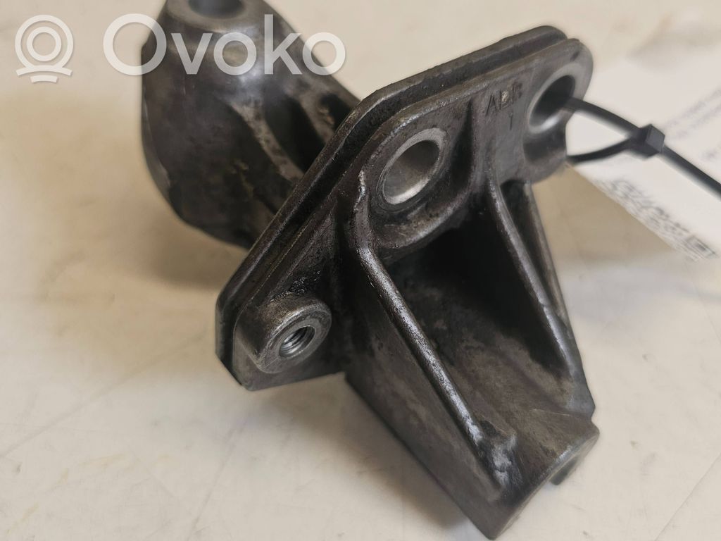 Audi A6 S6 C5 4B Generator/alternator bracket 