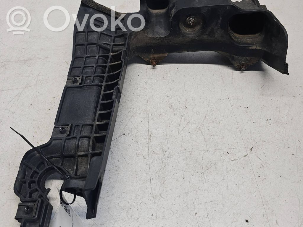Volvo V70 Front bumper mounting bracket 