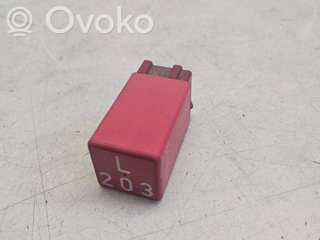 Volvo S70  V70  V70 XC Other relay 