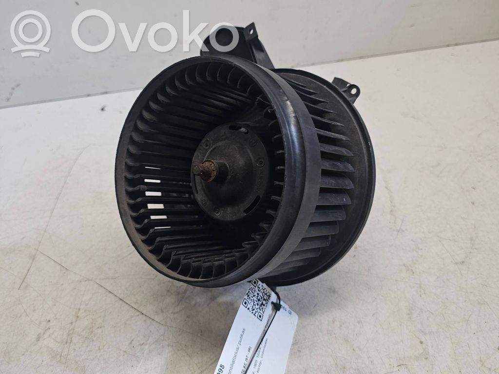 Volvo S70  V70  V70 XC Mazā radiatora ventilators 