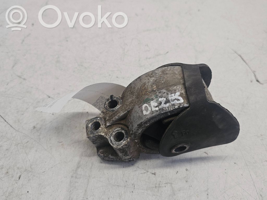 Volvo S40, V40 Gearbox mount 
