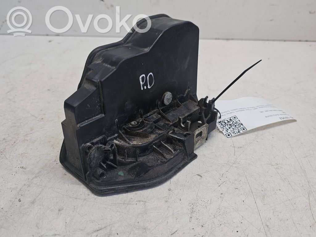 BMW 5 E60 E61 Priekšpusē slēdzene 