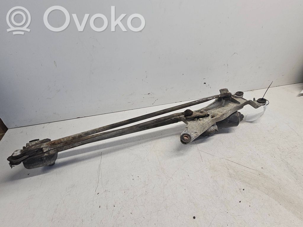 Chrysler Pacifica Front wiper linkage 