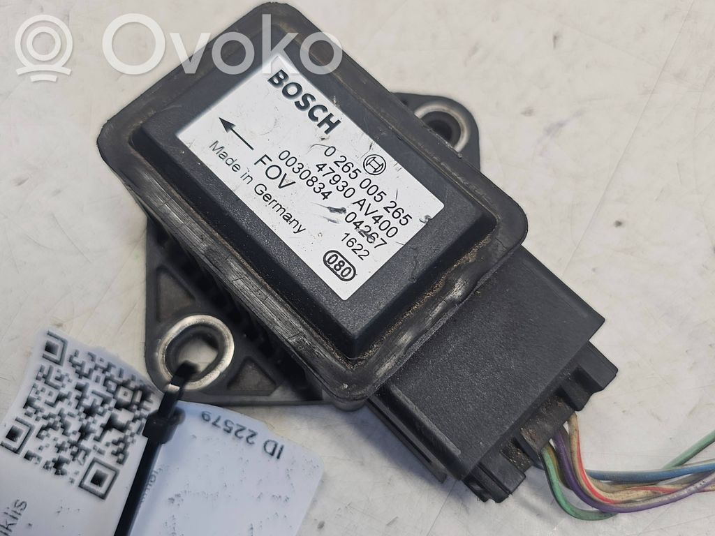 Nissan Primera ESP acceleration yaw rate sensor 