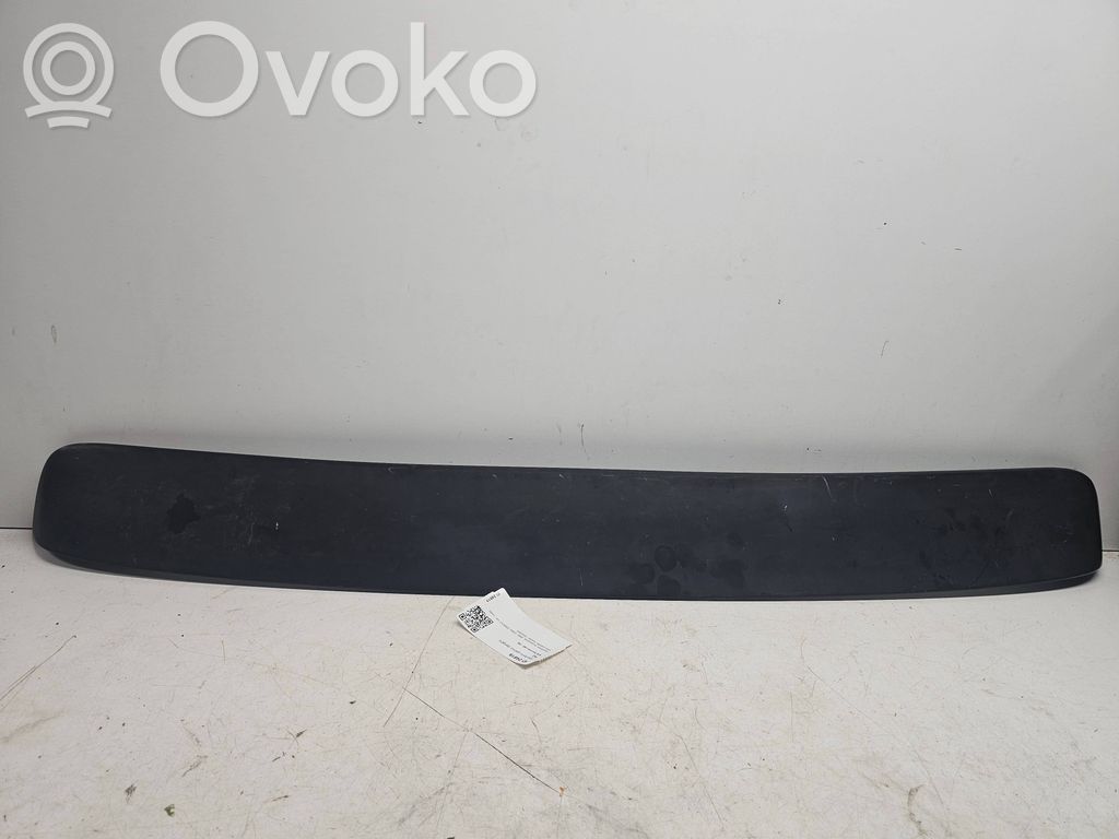 KIA Sorento Tailgate/trunk spoiler 