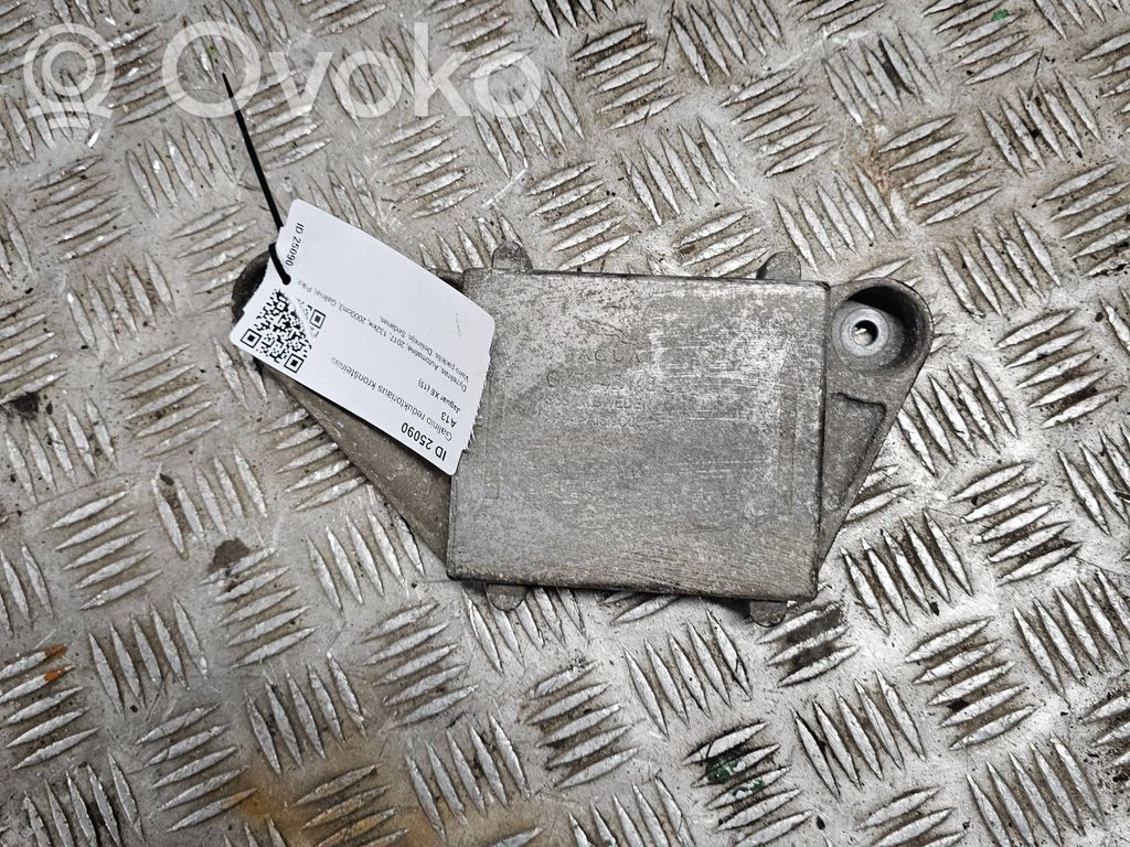 Jaguar XE Rear differential/diff mount bracket 