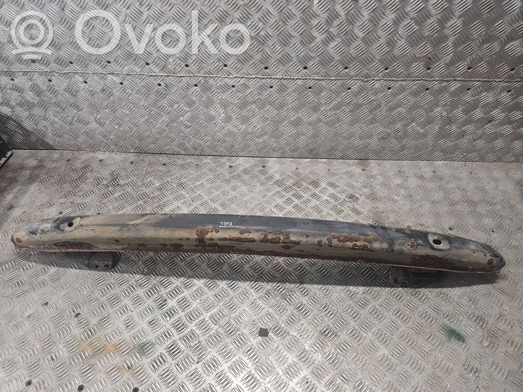 Volkswagen Golf IV Poprzeczka zderzaka tylnego 