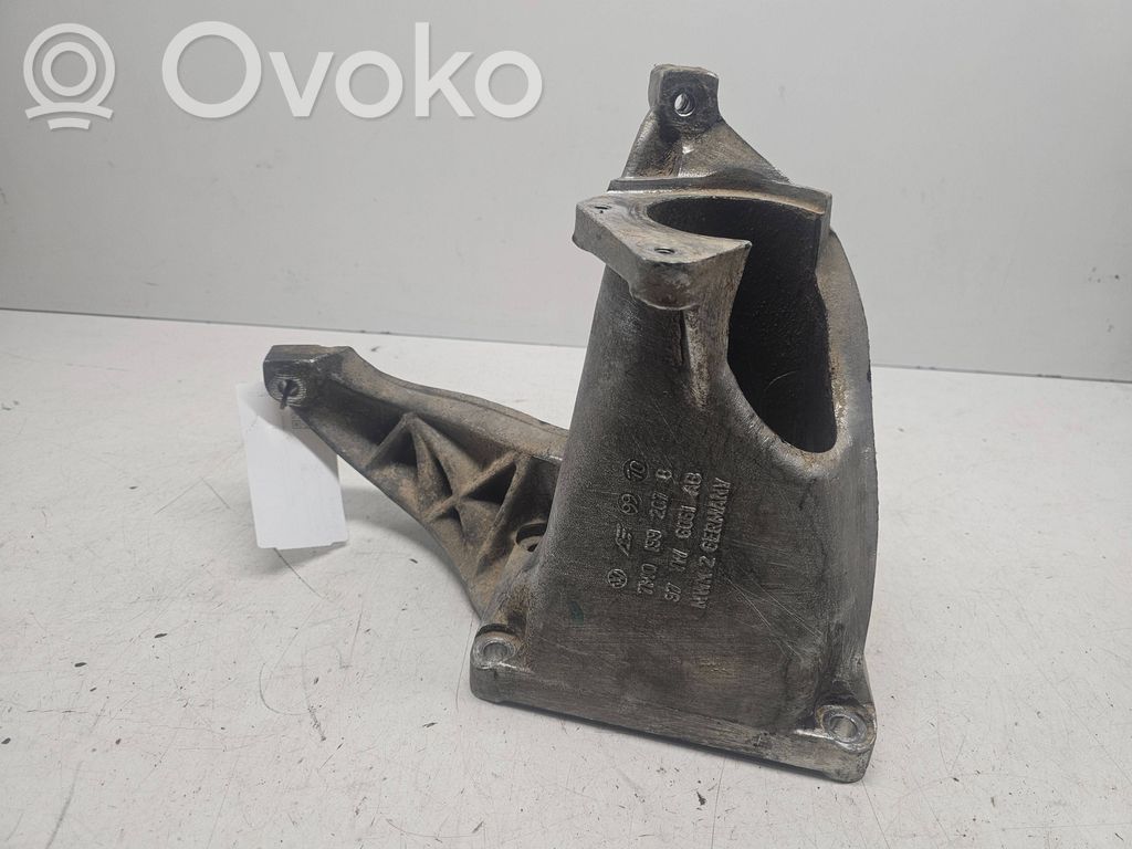 Seat Alhambra (Mk1) Driveshaft support bearing bracket 