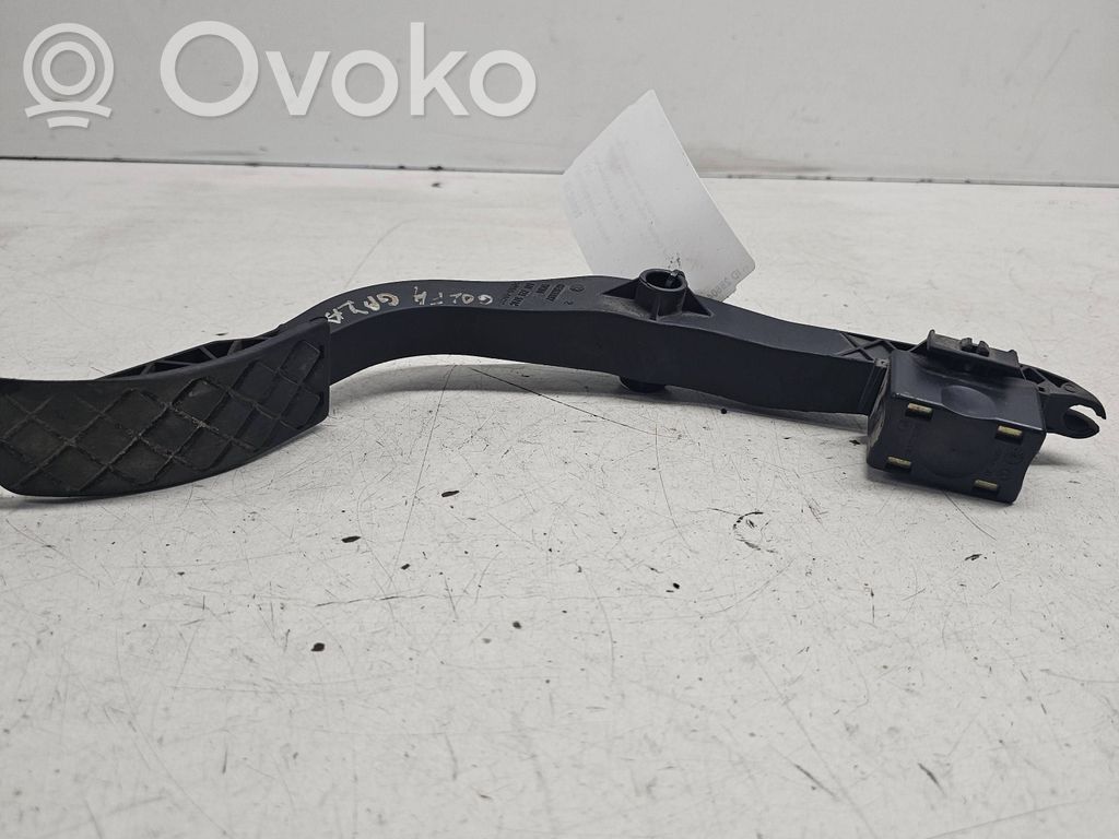 Volkswagen Golf IV Gaspedal 