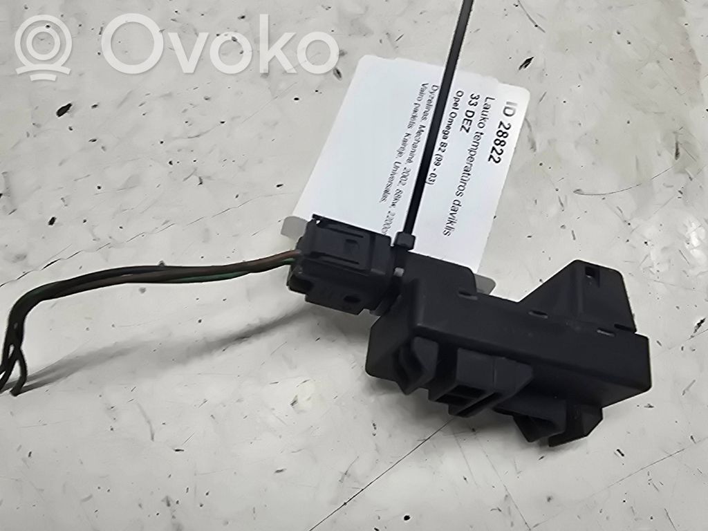 Opel Omega B2 Sensor de temperatura interna/externa 