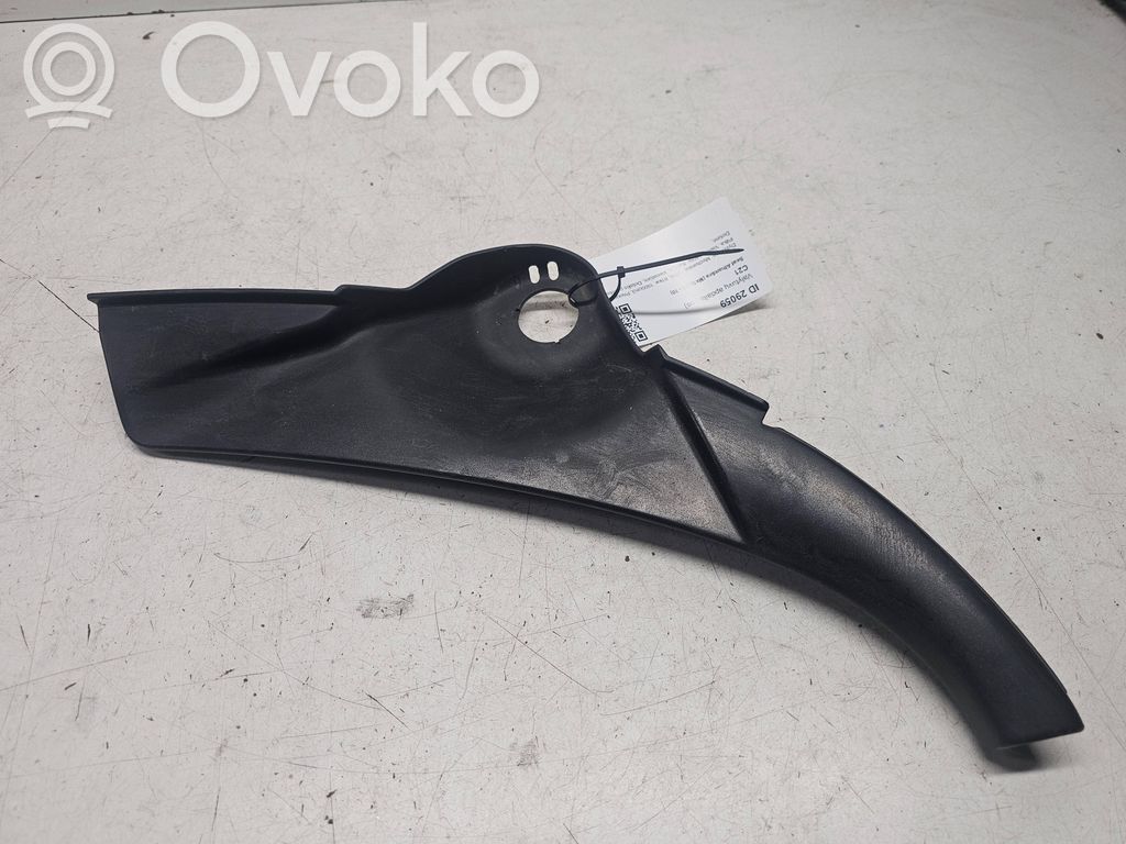 Seat Alhambra (Mk1) Wiper trim 