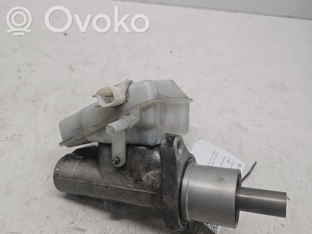 Ford Focus C-MAX Master brake cylinder 