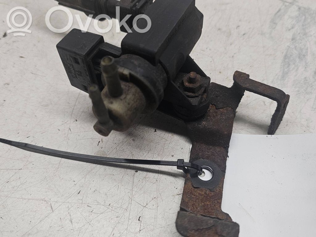 Opel Astra H Electroválvula del turbo 