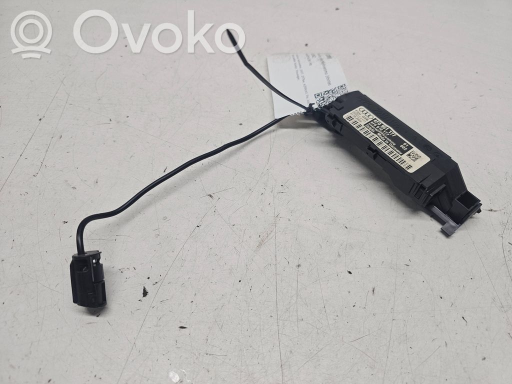 Audi Q7 4L Luz del asiento delantero 