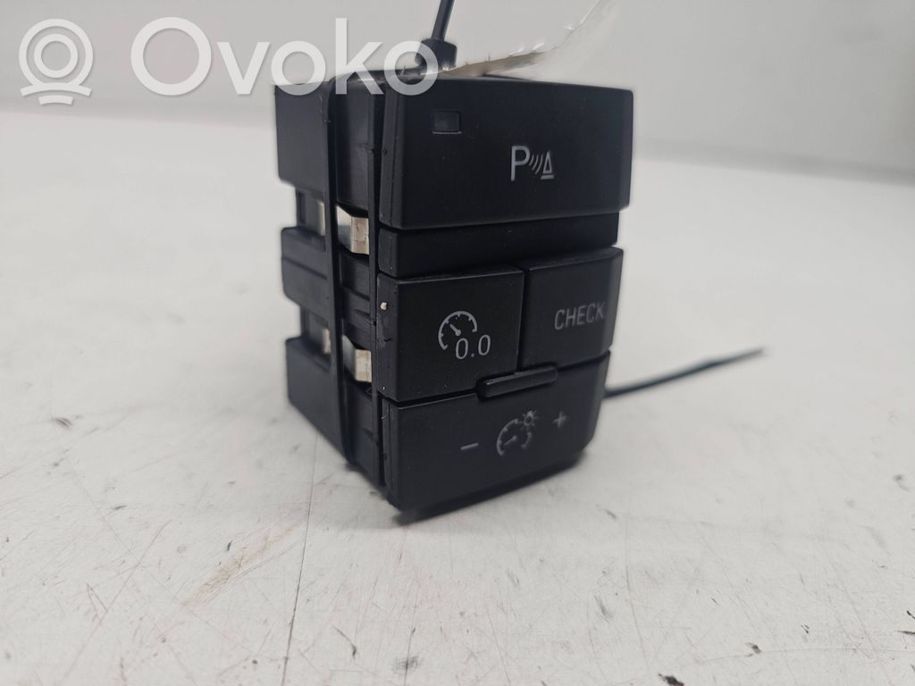 Audi Q7 4L Interruptor del sensor de aparcamiento (PDC) 