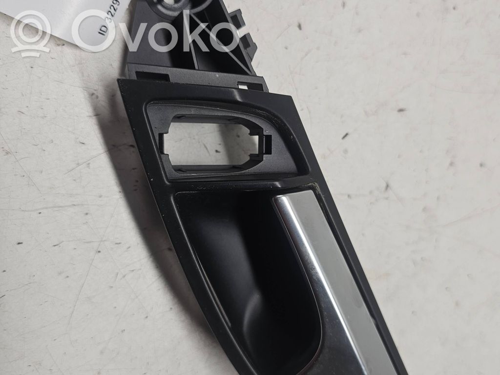 Audi Q7 4L Front door interior handle 