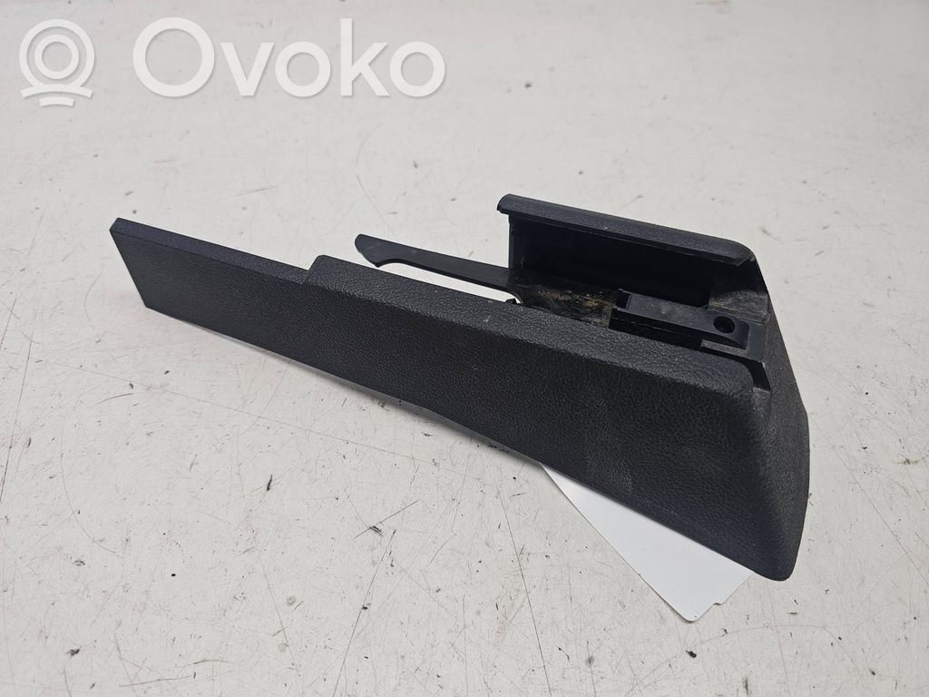 Audi Q7 4L Kita salono detalė 