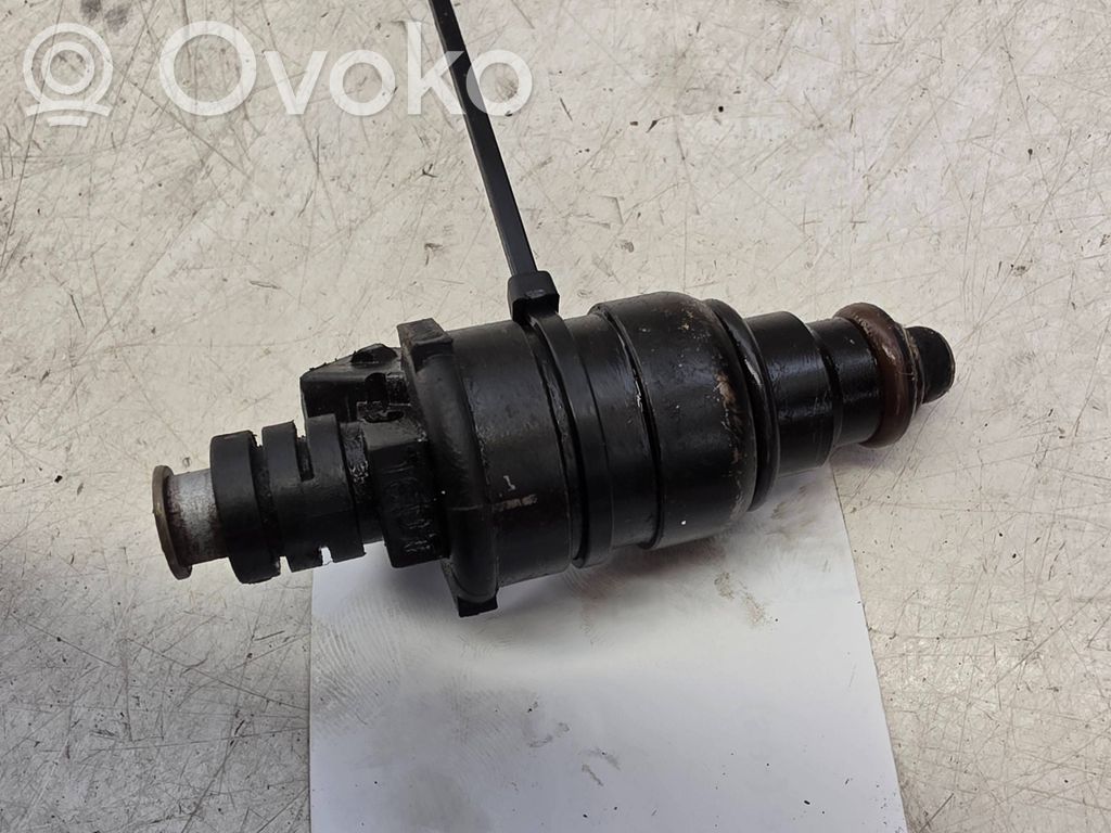 Audi A6 S6 C4 4A Inyector de combustible 