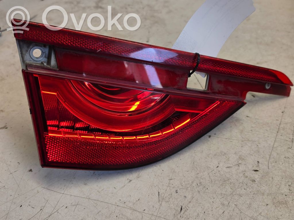 Jaguar XF X260 Lampy tylnej klapy bagażnika 