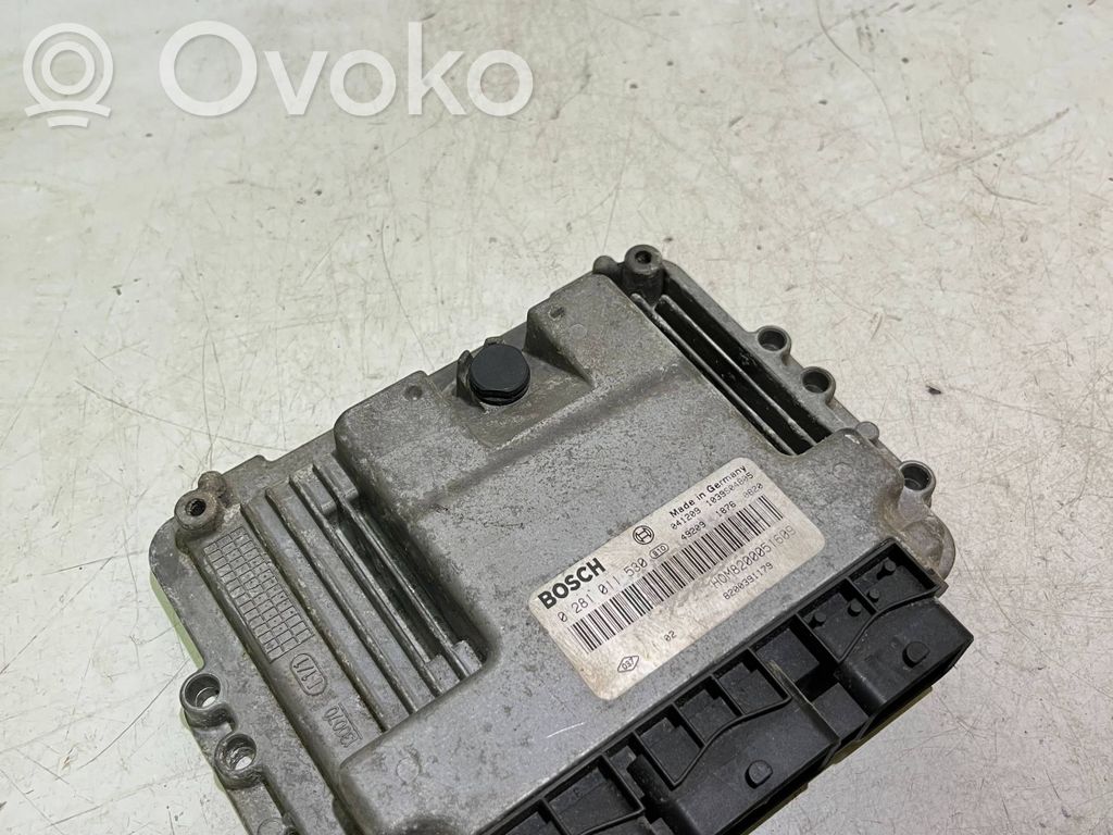 Renault Trafic II (X83) Engine control unit/module 