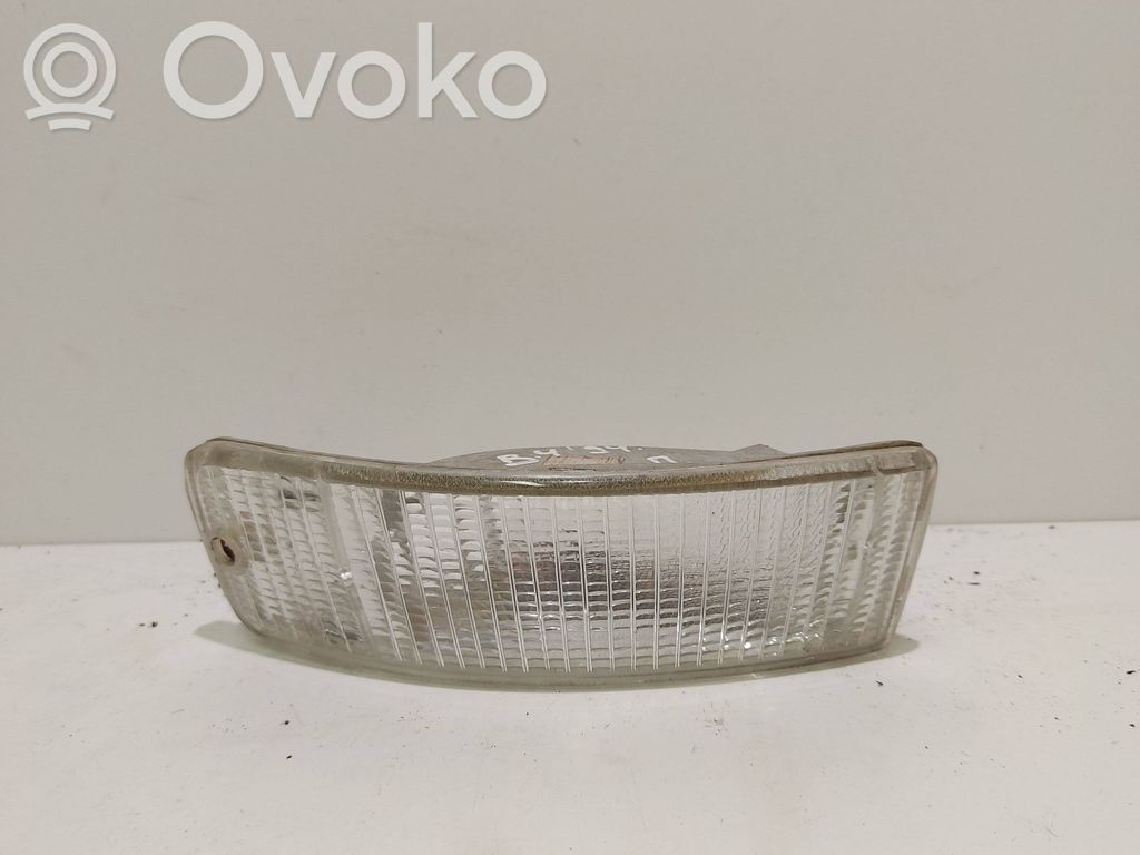 Audi 80 90 S2 B4 Front indicator light 