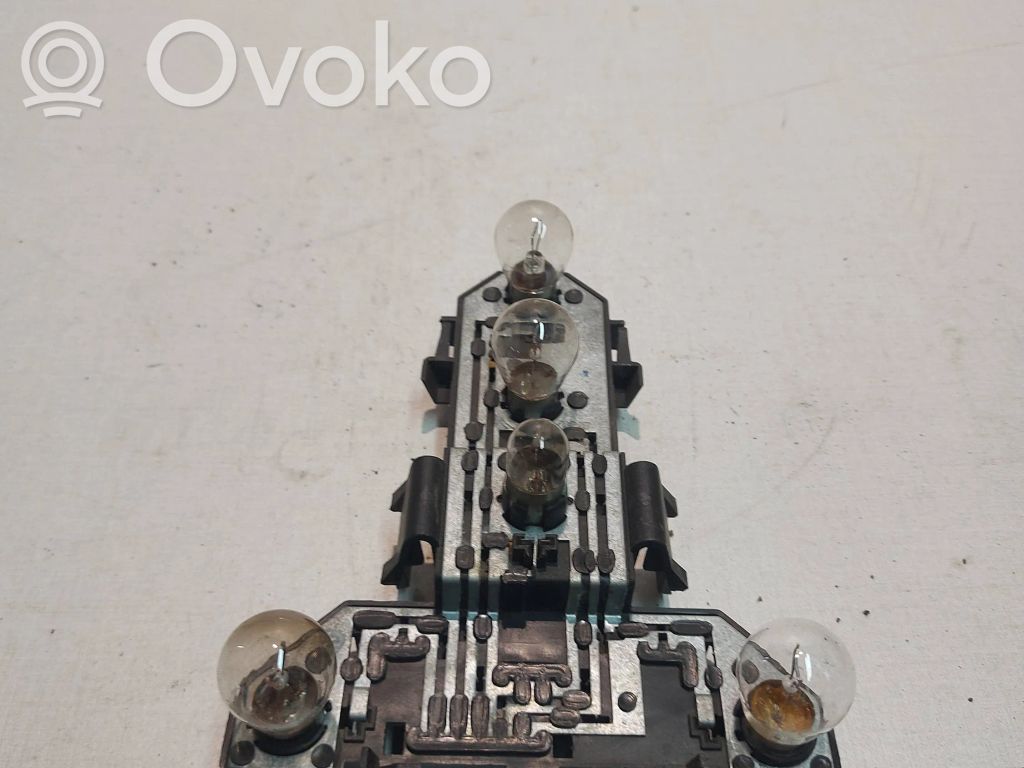 Volkswagen Golf IV Piesă lampă spate 