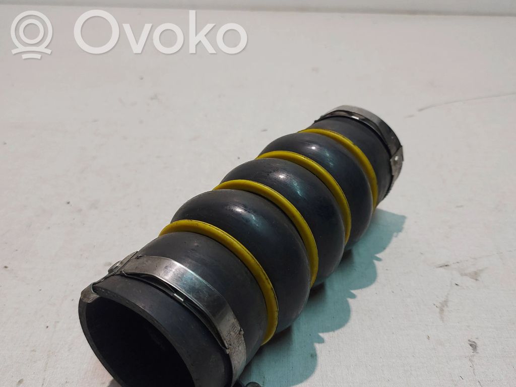 Citroen C4 I Picasso Soporte de montaje de la manguera del intercooler 