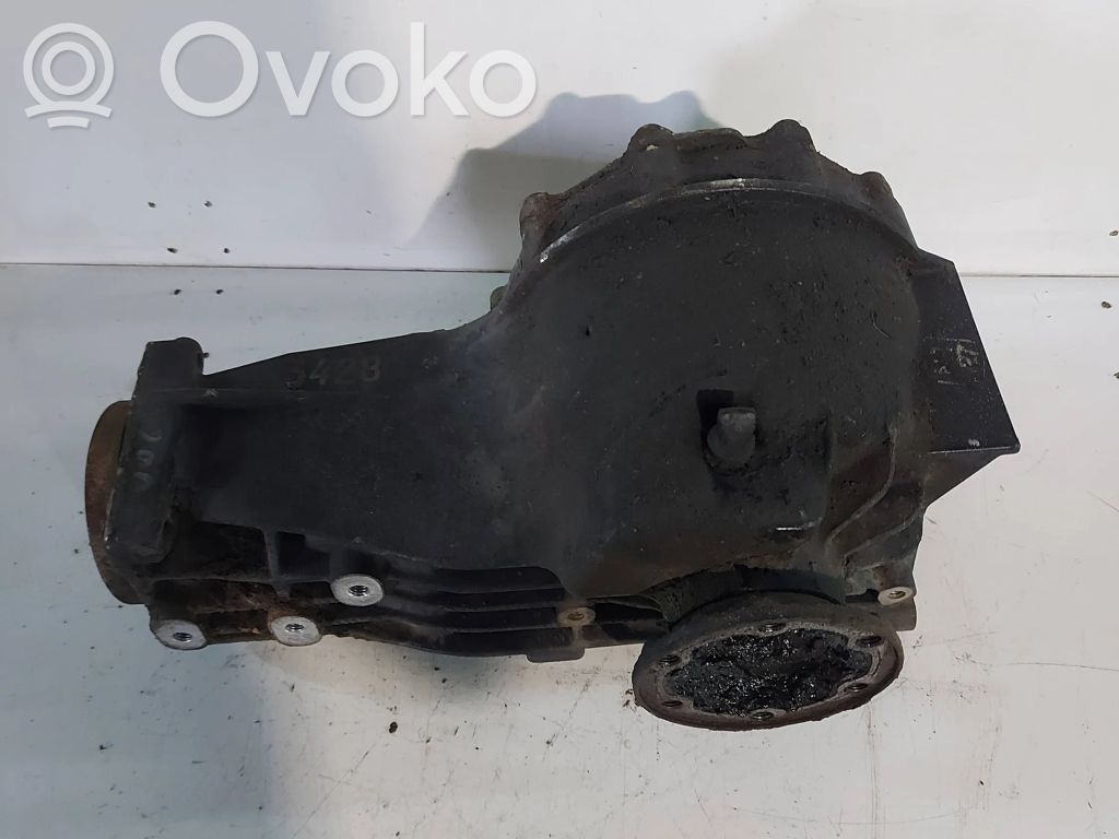 Audi A8 S8 D2 4D Galinis reduktorius 