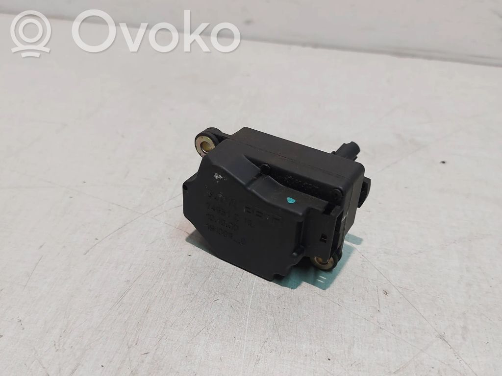 Volvo V70 Oro sklendės varikliukas 