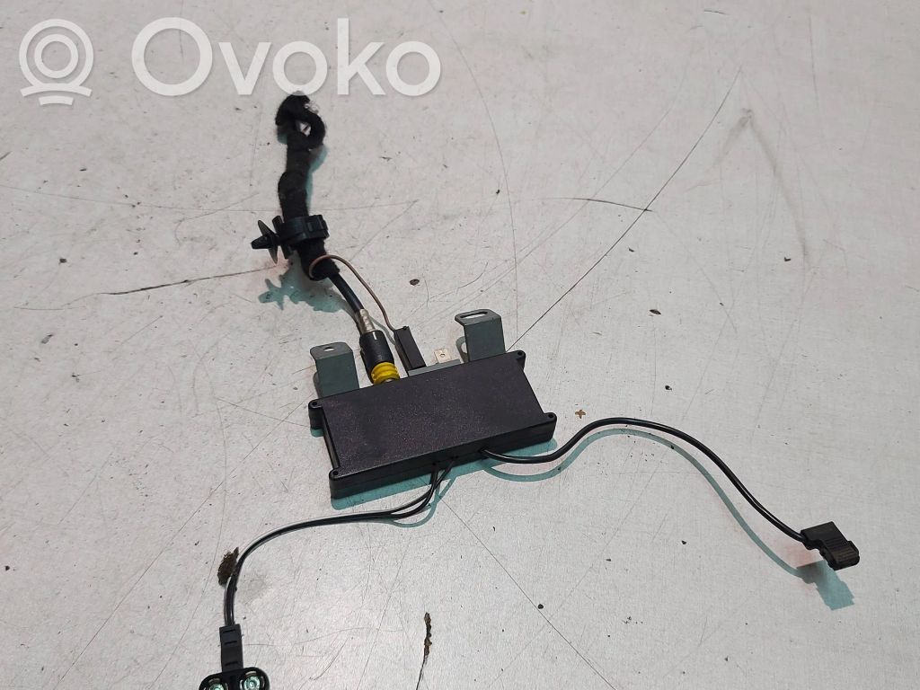 Antenna control unit   12785232,12700000
