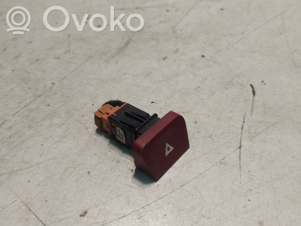 Citroen C4 I Picasso Hätävilkkujen kytkin 