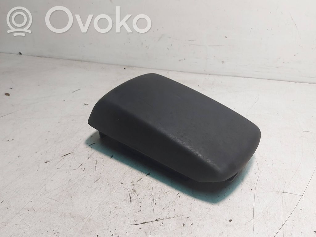 Mazda 3 I Armrest 