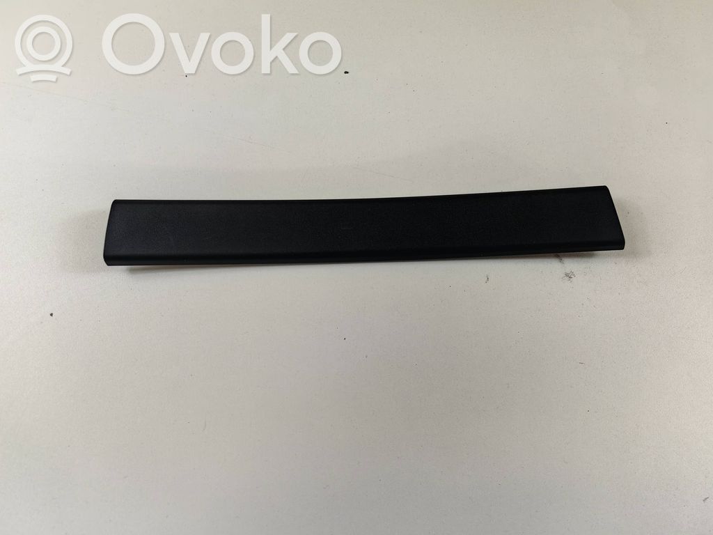 BMW 5 G30 G31 G38 Rivestimento modanatura del vetro della portiera posteriore 