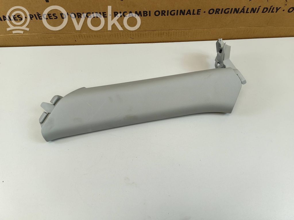 Osłona środkowa słupka / C   8U0867288B,M7091,ND09