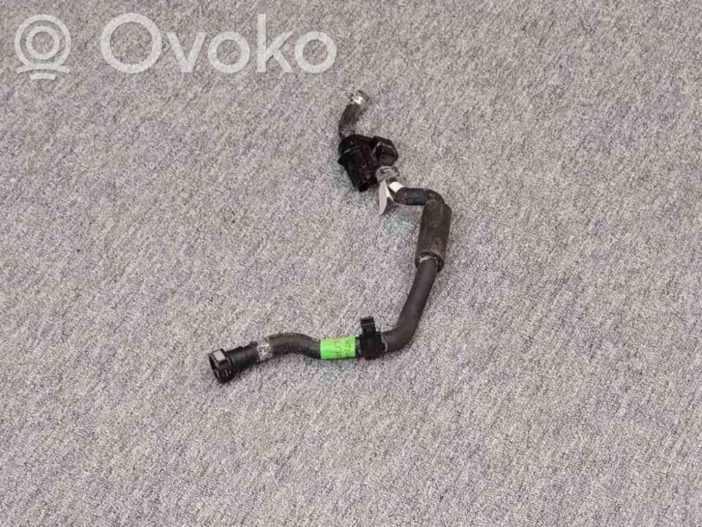 Volkswagen Golf VII Cita veida dzinēja nodalījuma detaļa 